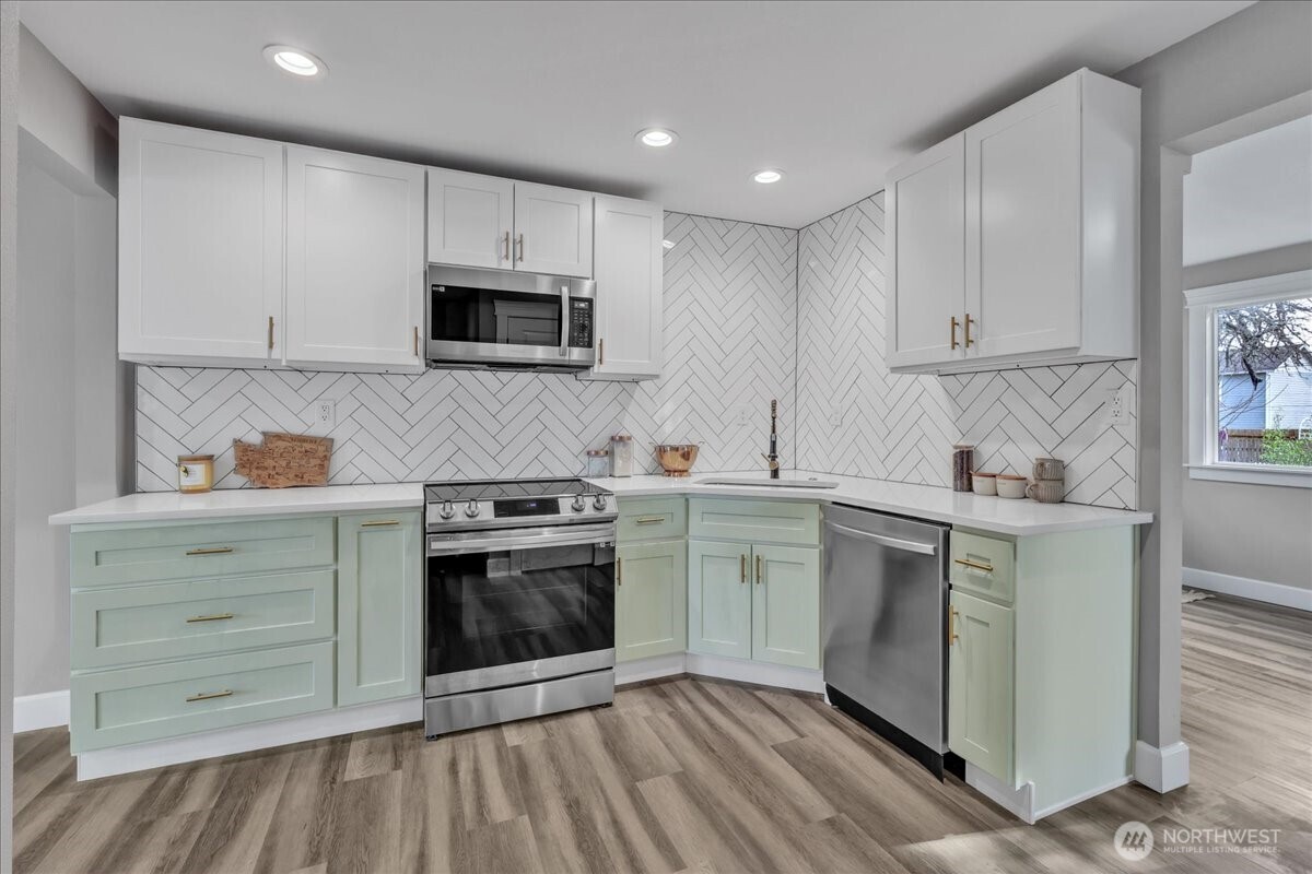 821 15th Street , Bremerton, WA 98337