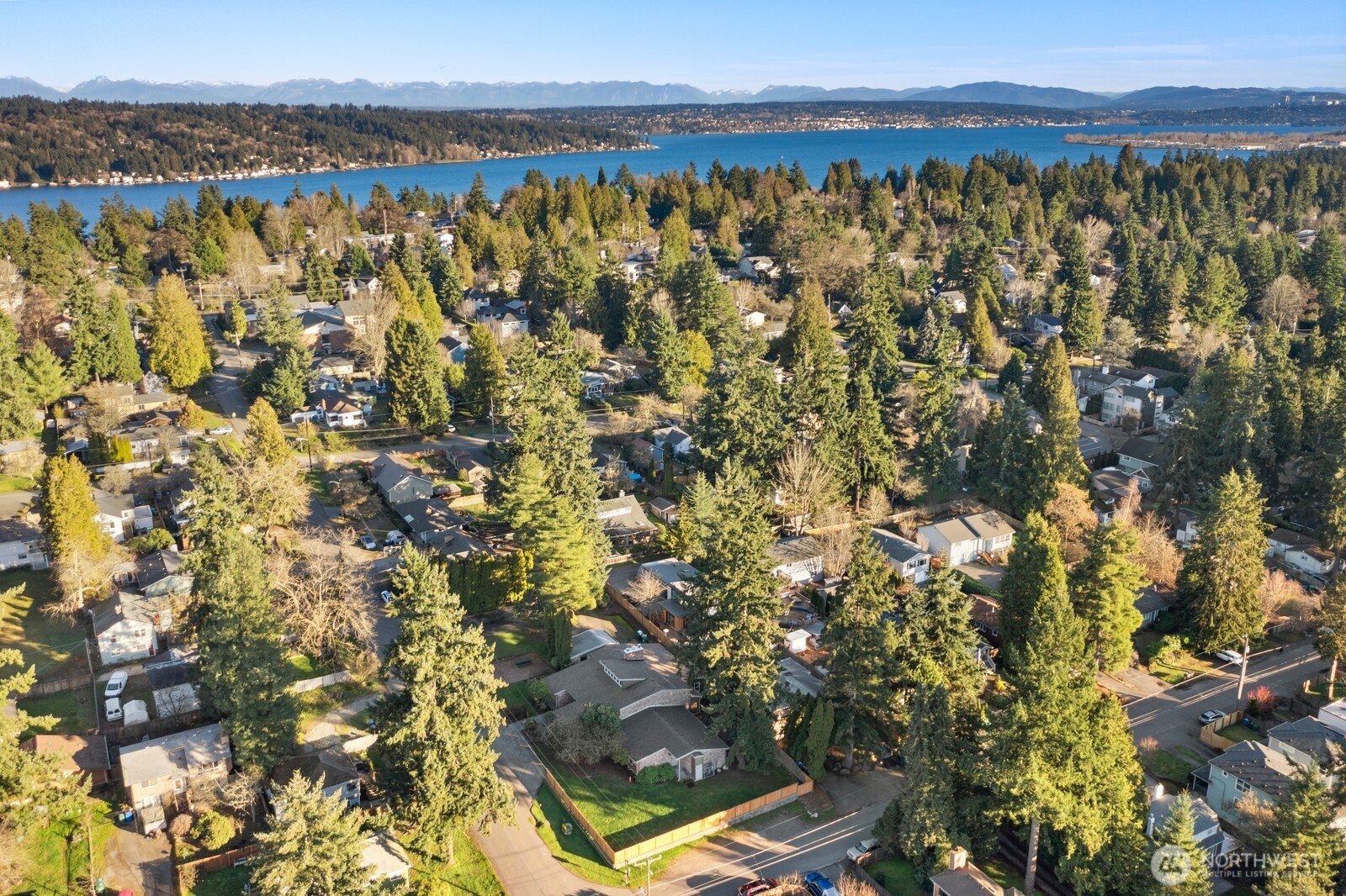 3601 NE 123rd Street , Seattle, WA 98125