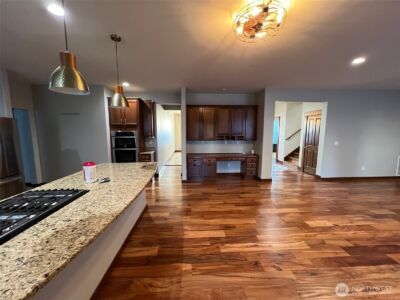 8715 185th Street Ct E, Puyallup, WA 98375 - Photo 9