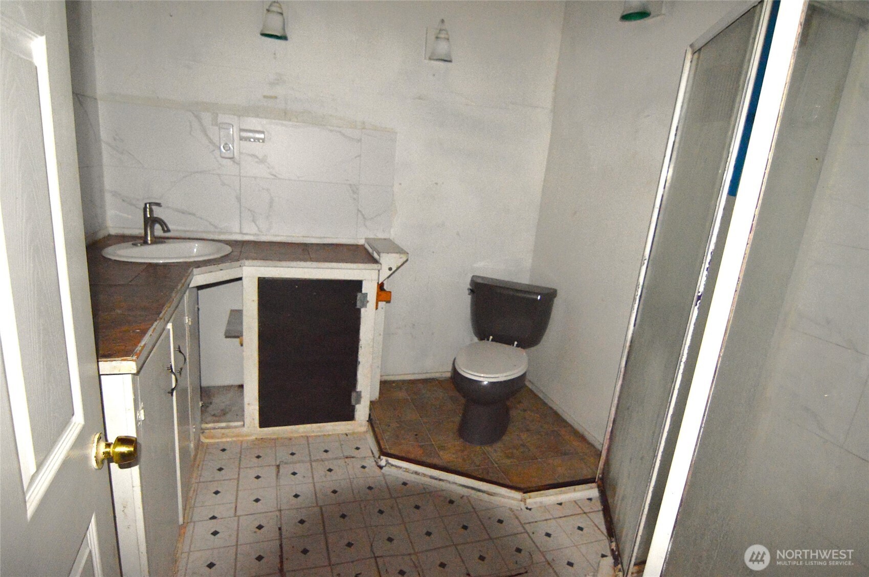 317 W King Street , Aberdeen, WA 98520