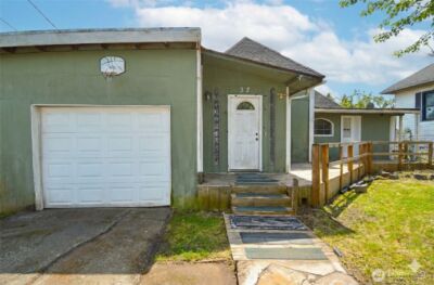 317 W King Street , Aberdeen, WA 98520 - Photo 3