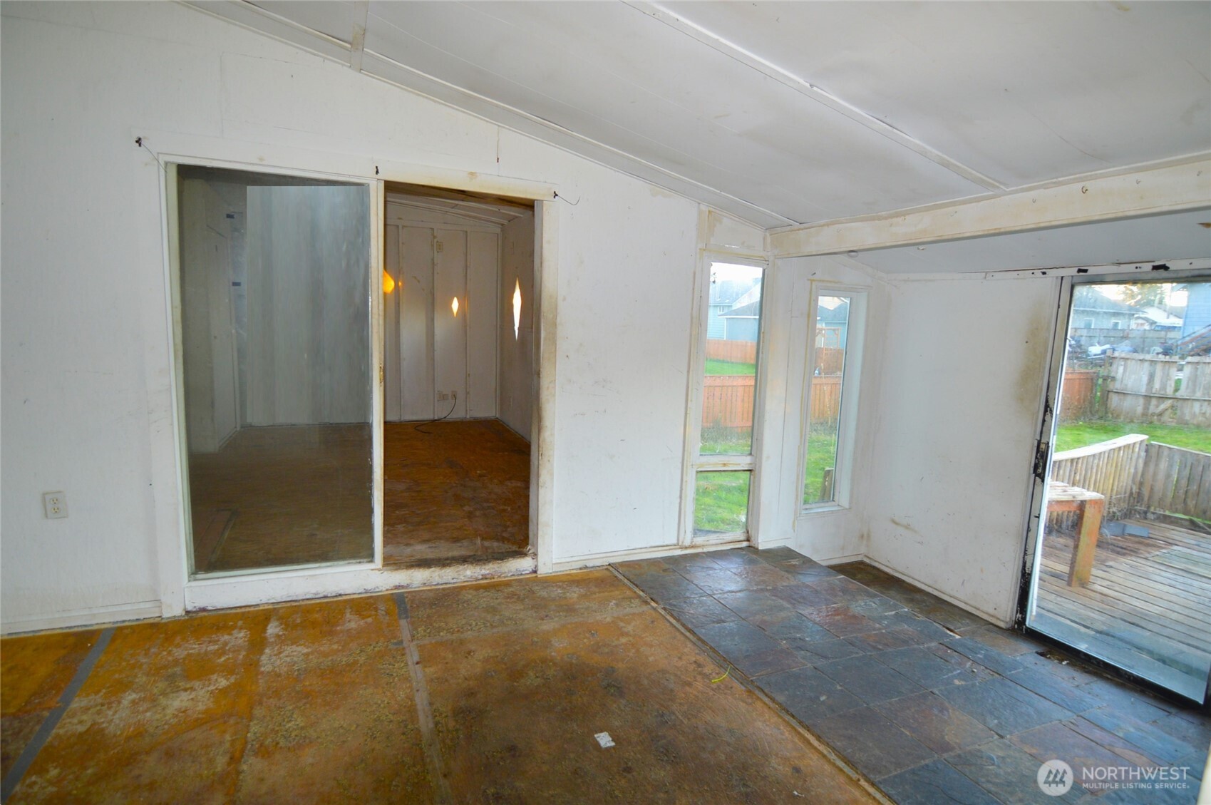 317 W King Street , Aberdeen, WA 98520