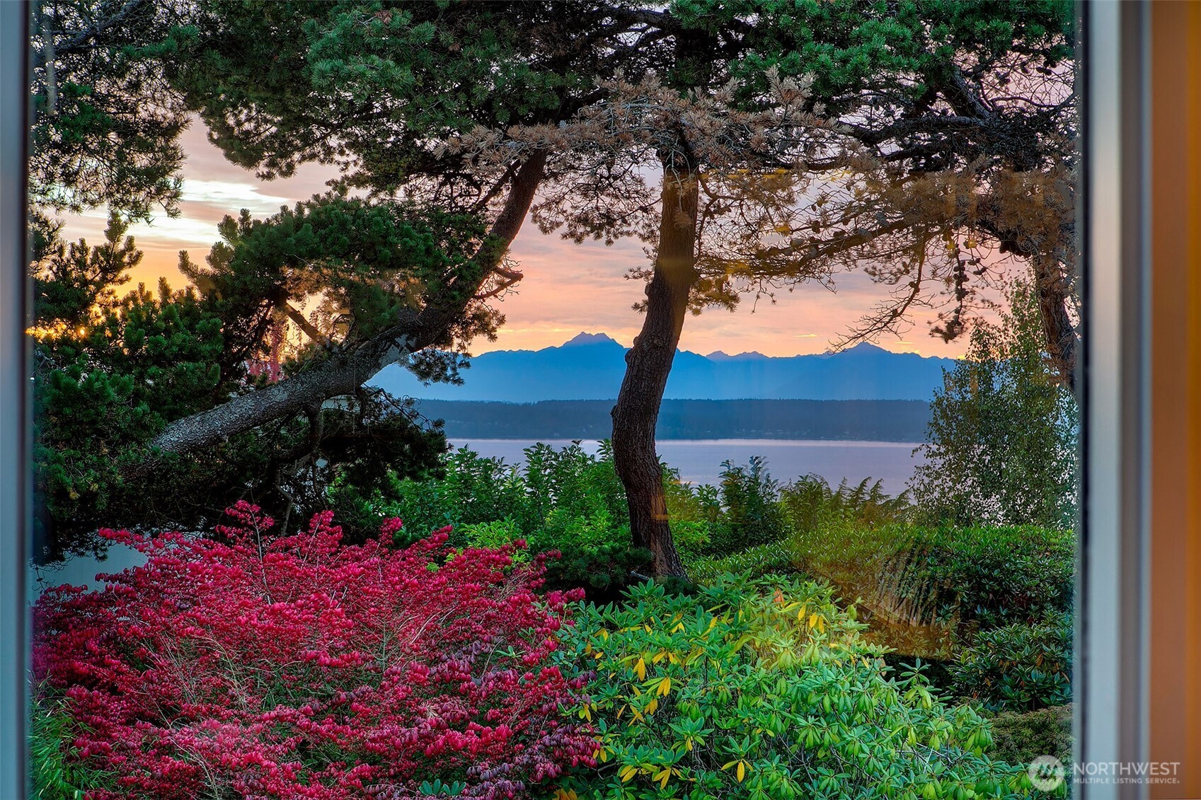 4221 W Armour Street , Seattle, WA 98199