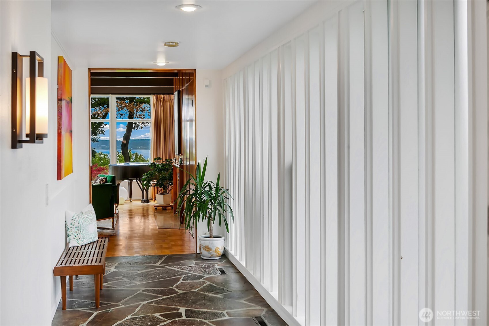 4221 W Armour Street , Seattle, WA 98199