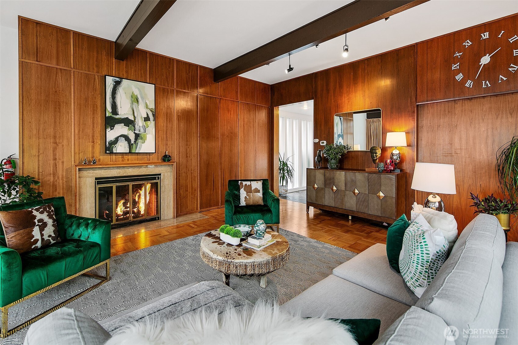 4221 W Armour Street , Seattle, WA 98199