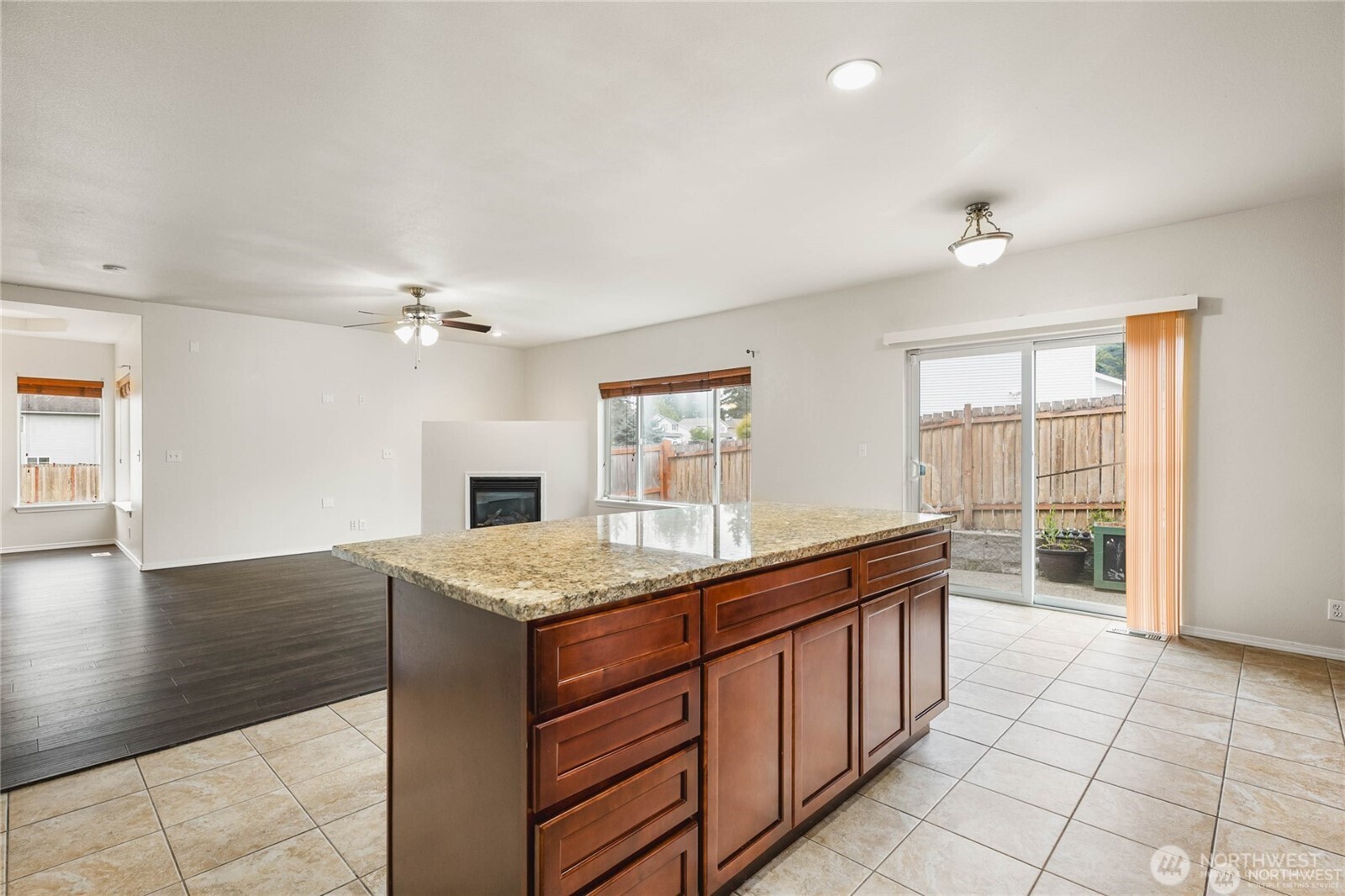 7615 198th Street E, Spanaway, WA 98387