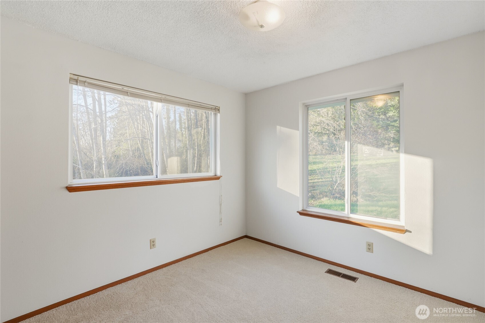 13082 Olalla Valley Road SE, Olalla, WA 98359-9759