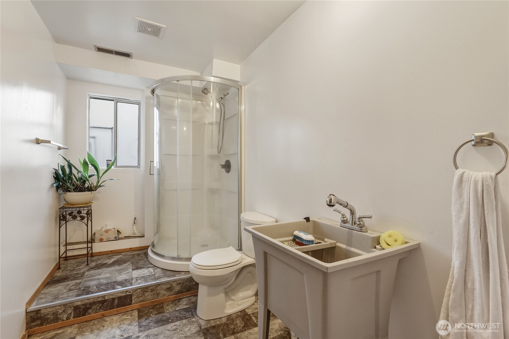 13082 Olalla Valley Road SE, Olalla, WA 98359-9759