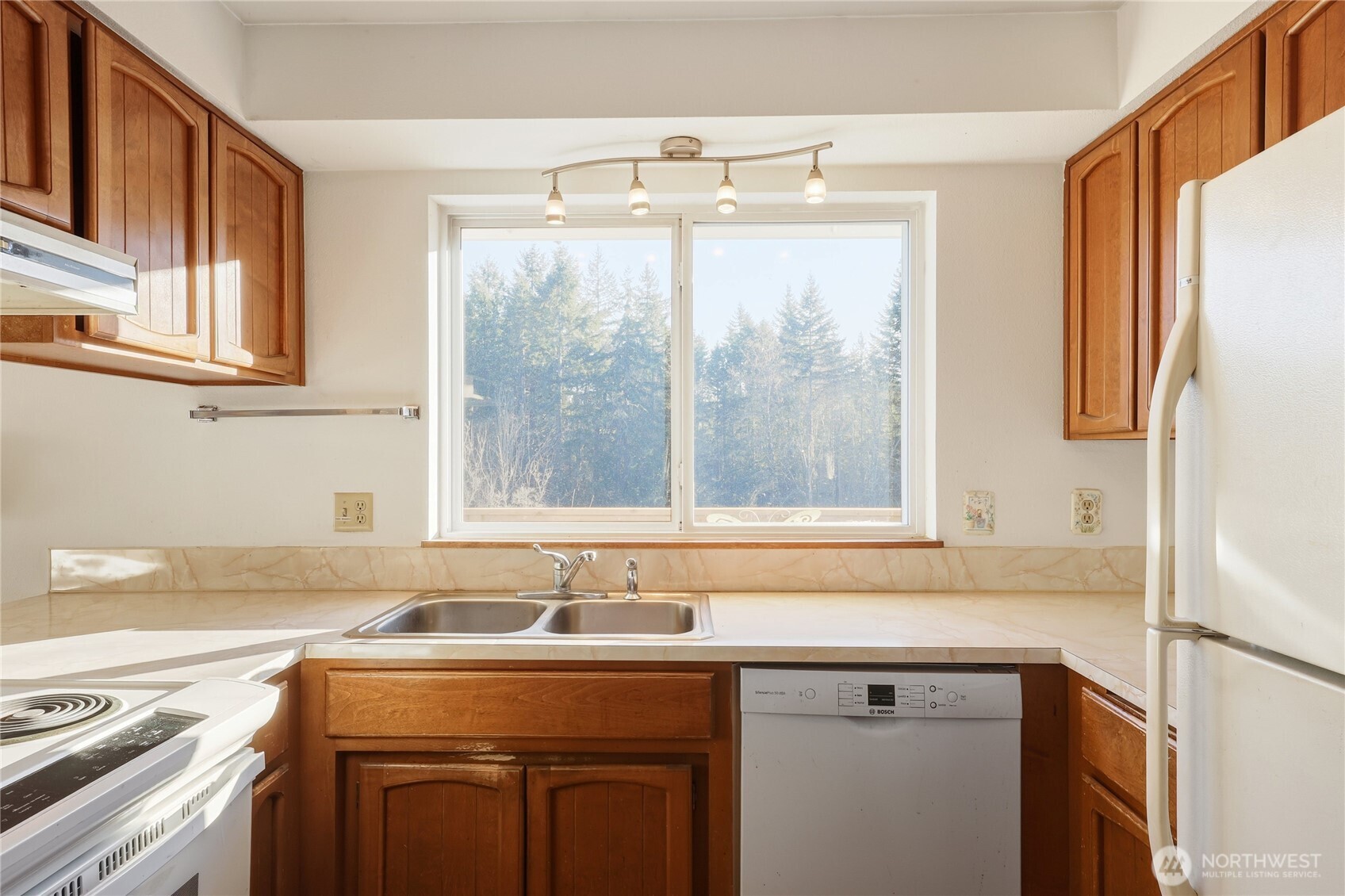 13082 Olalla Valley Road SE, Olalla, WA 98359-9759