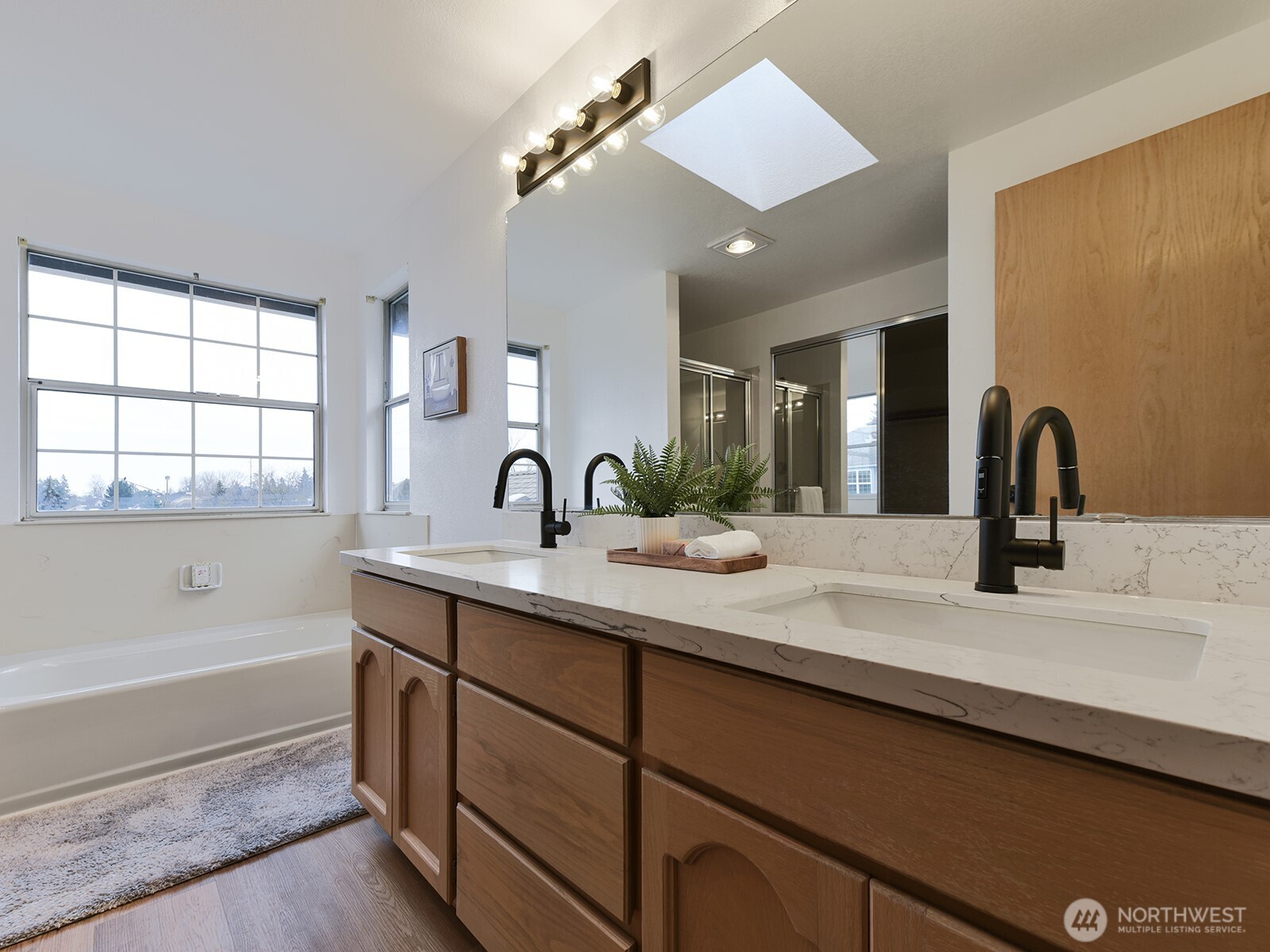 32516 20th Court SW, Federal Way, WA 98023