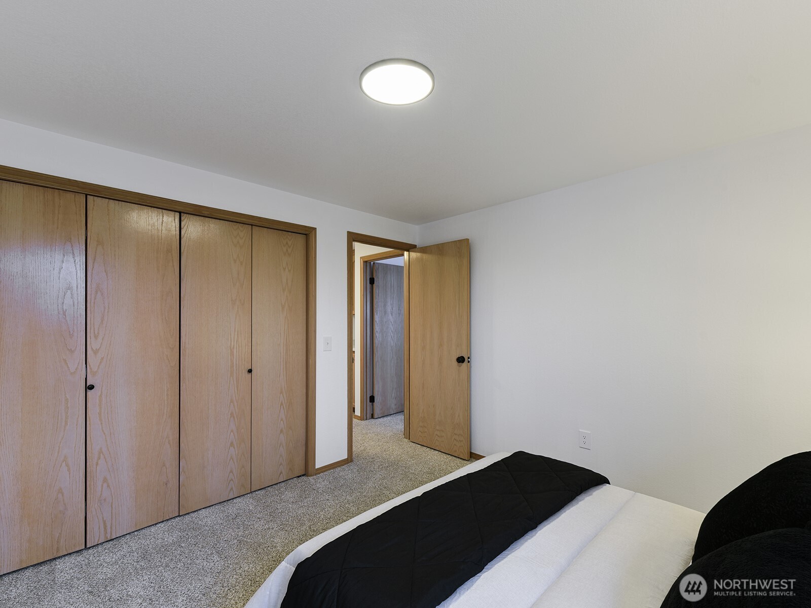 32516 20th Court SW, Federal Way, WA 98023