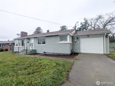 1740 SE 6th Street , Oak Harbor, WA 98277