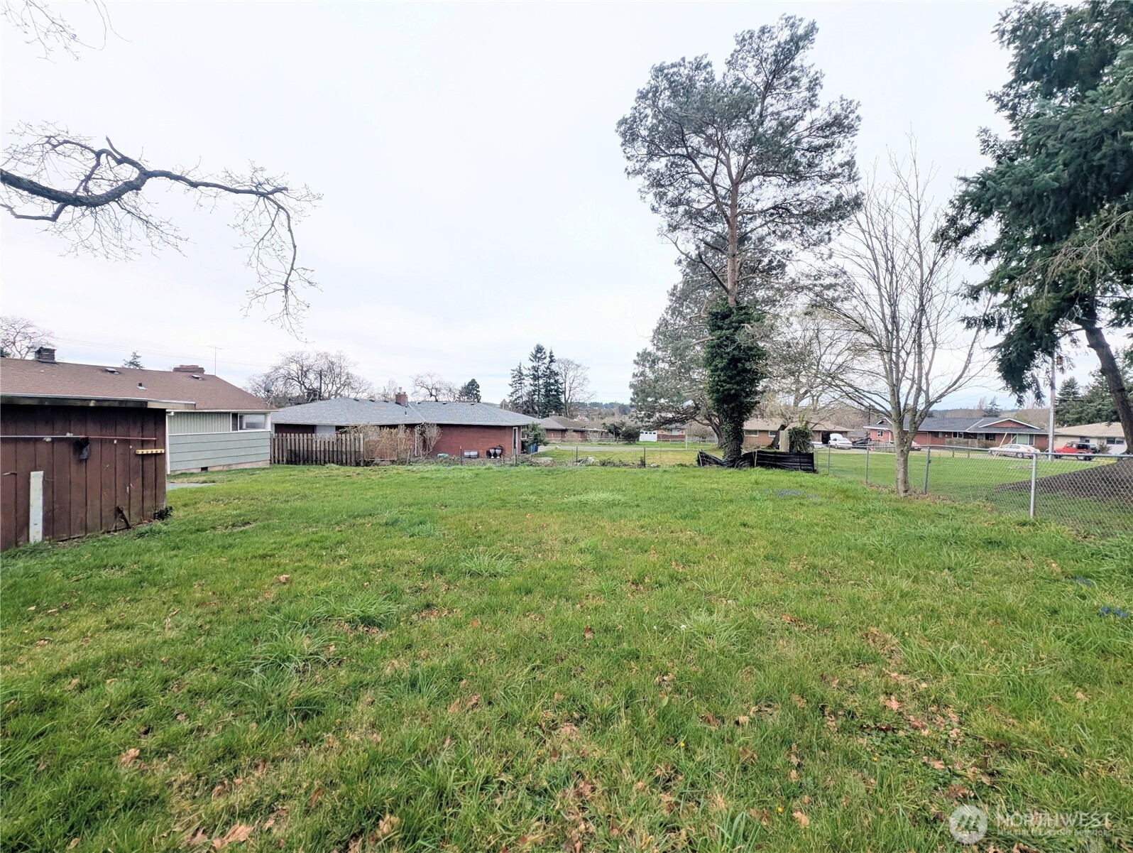 1740 SE 6th Street , Oak Harbor, WA 98277