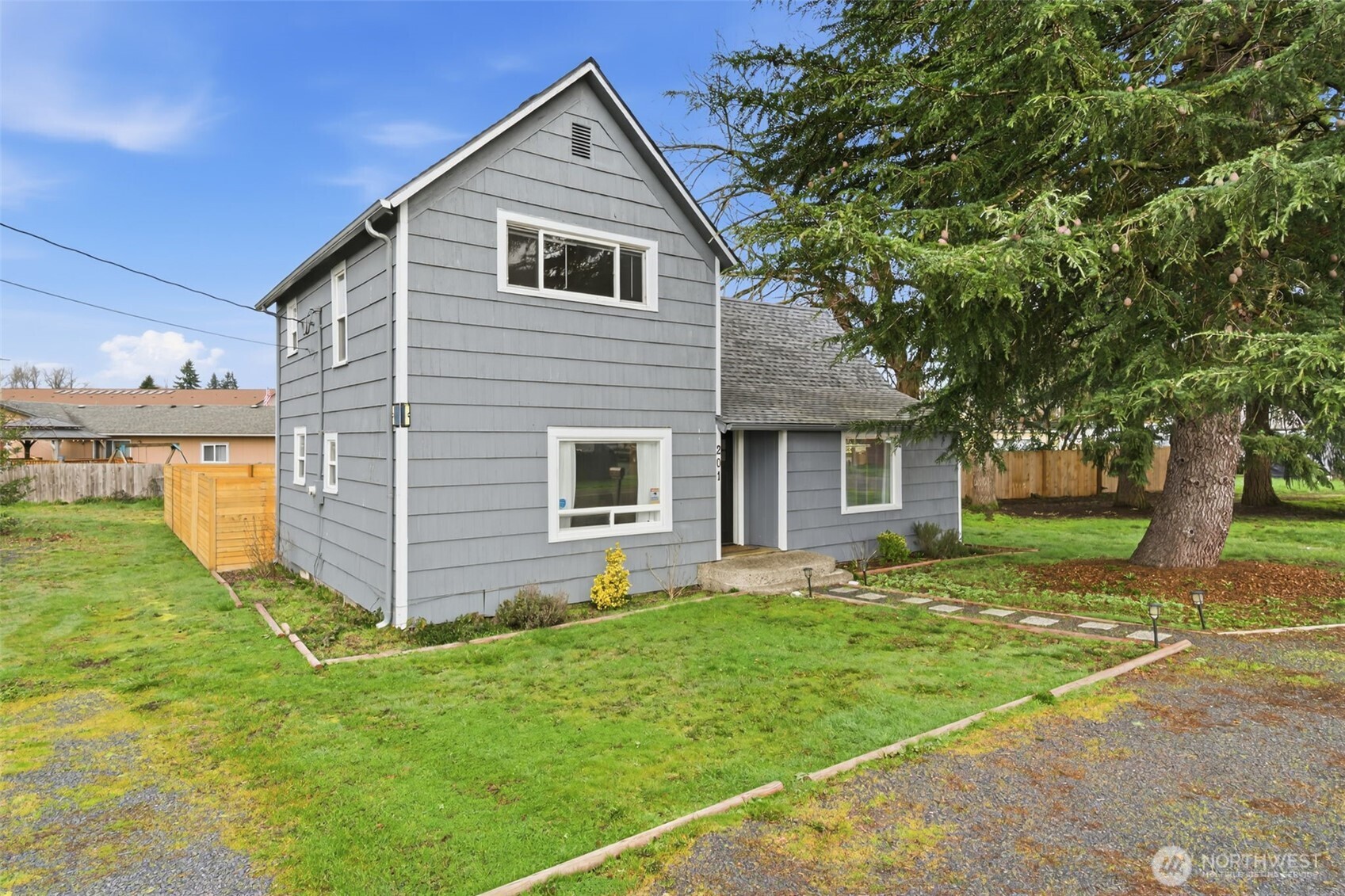 201 Tilley Avenue , Centralia, WA 98531