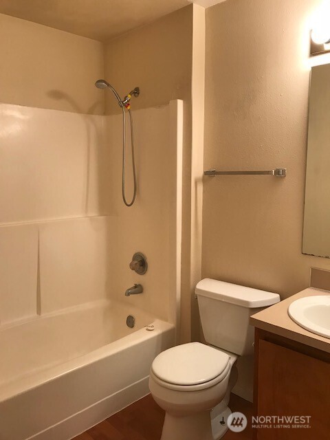 9719 Danwood Lane NW #3, Silverdale, WA 98383