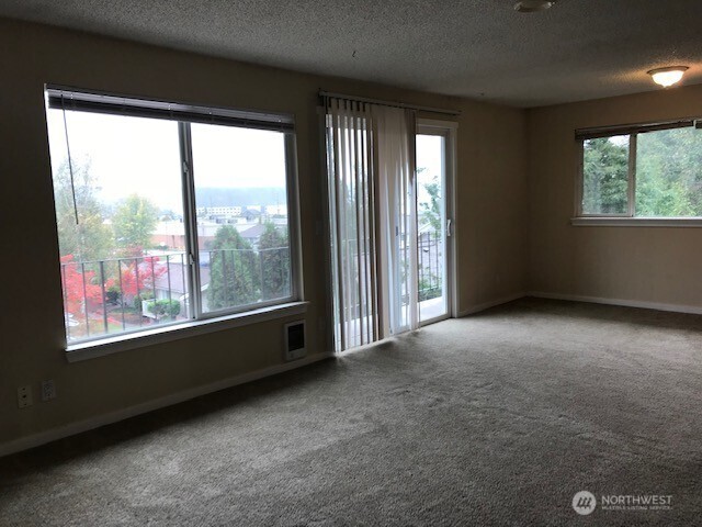 9719 Danwood Lane NW #3, Silverdale, WA 98383