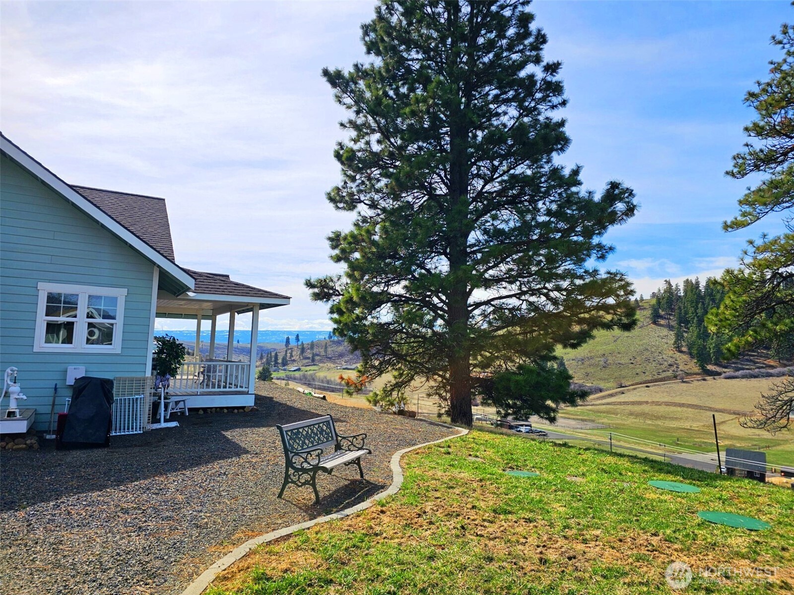 2080 Bettas Road , Cle Elum, WA 98922