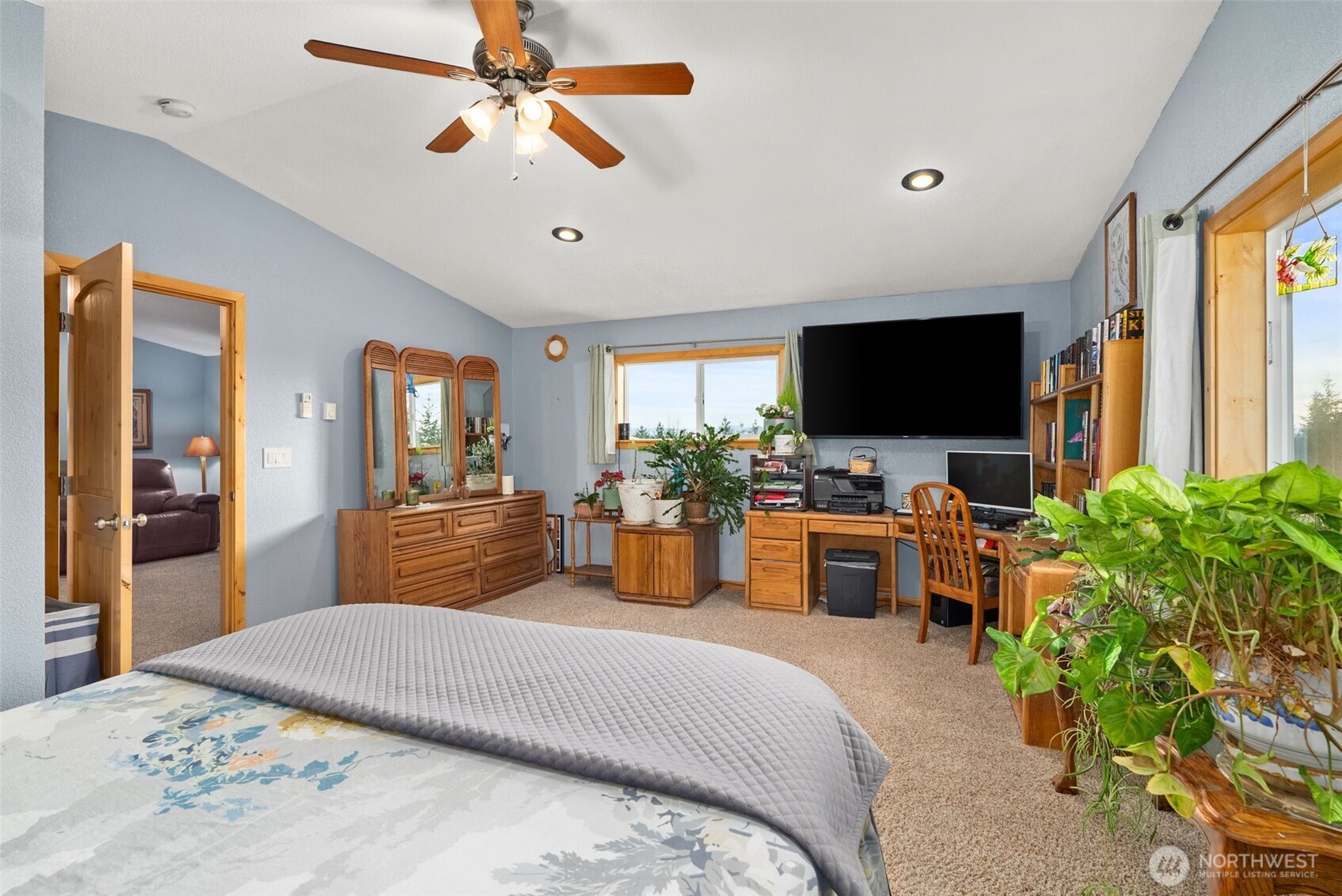 222 Volcano Lane , Chehalis, WA 98532