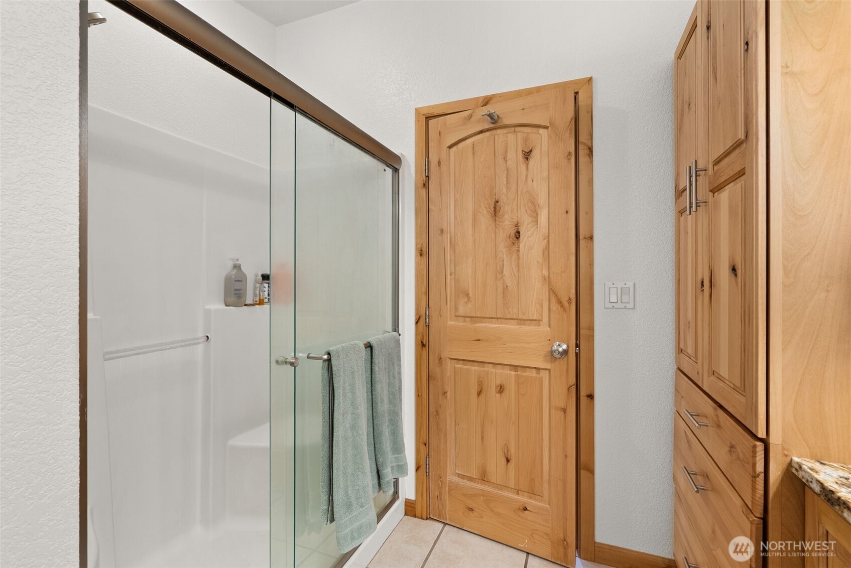 222 Volcano Lane , Chehalis, WA 98532