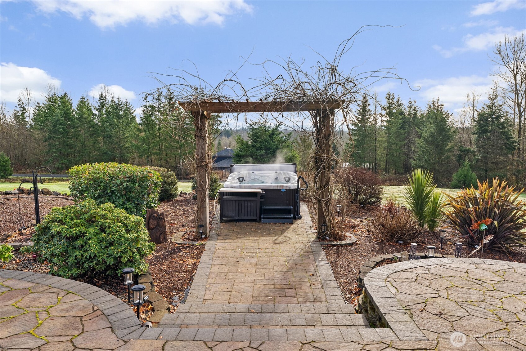 222 Volcano Lane , Chehalis, WA 98532