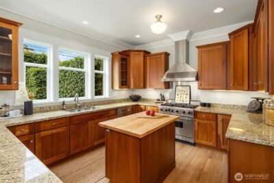 5113 47th Avenue NE, Seattle, WA 98105 - Photo 11