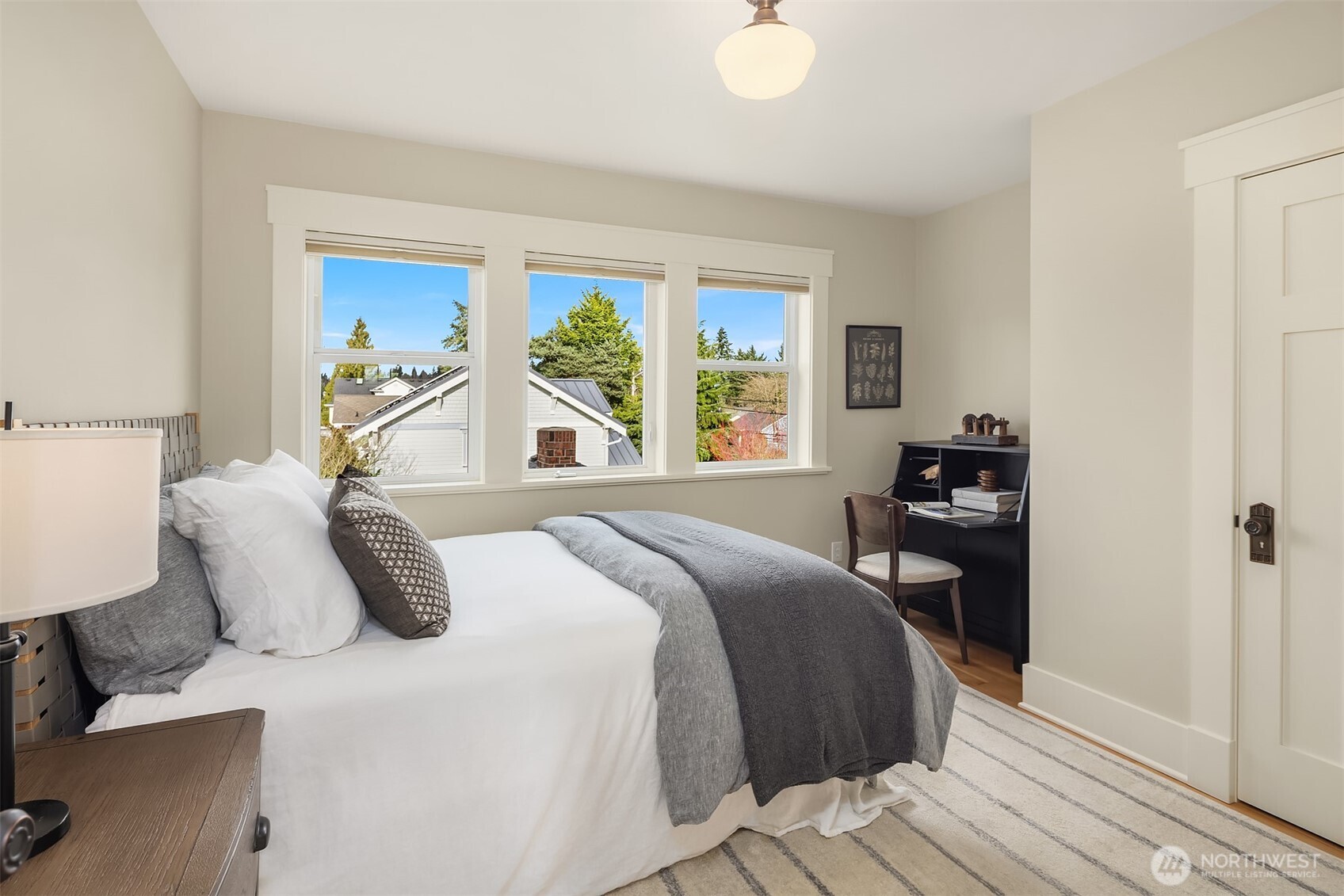 5113 47th Avenue NE, Seattle, WA 98105