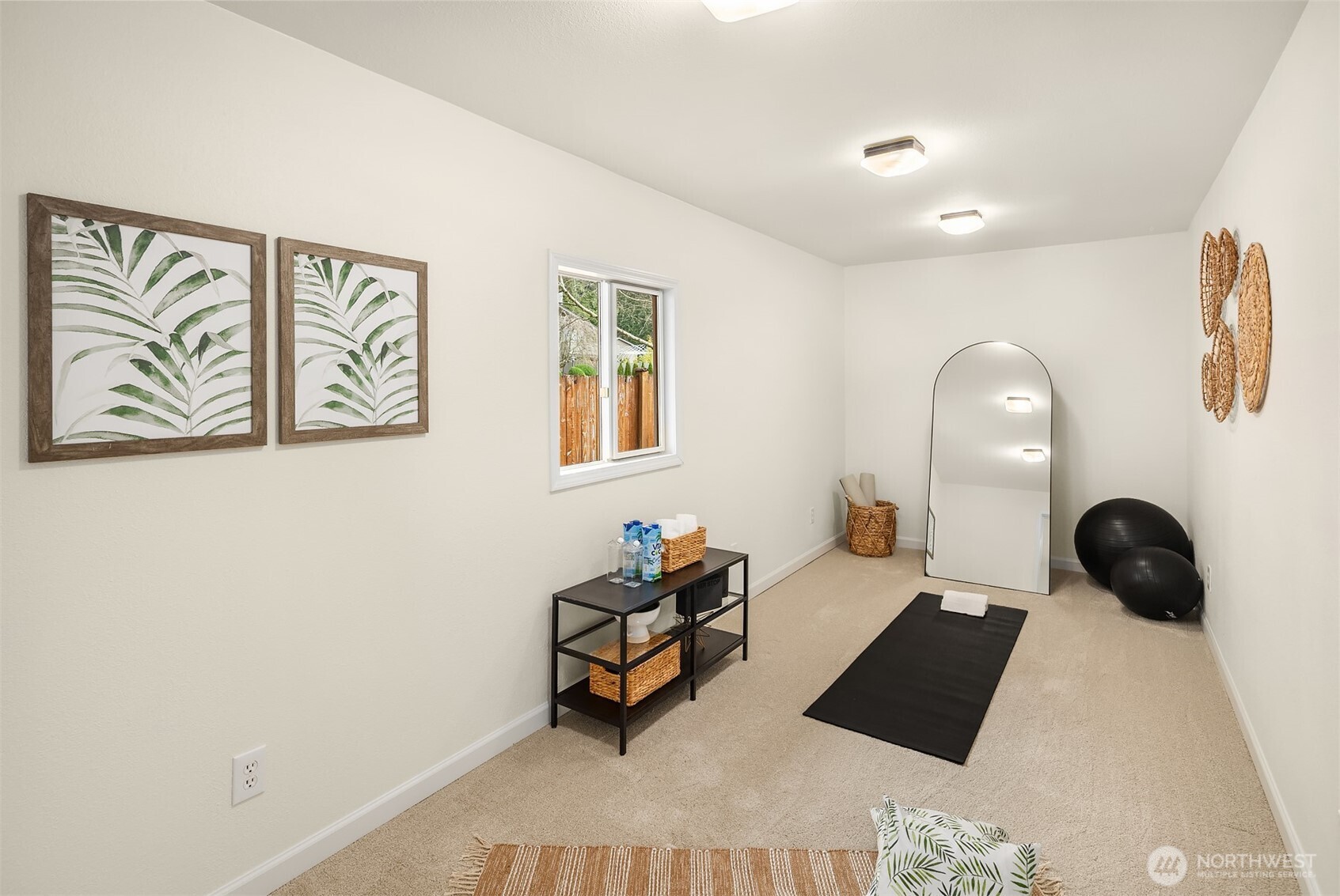 16708 NE 91st Place , Redmond, WA 98052-3706