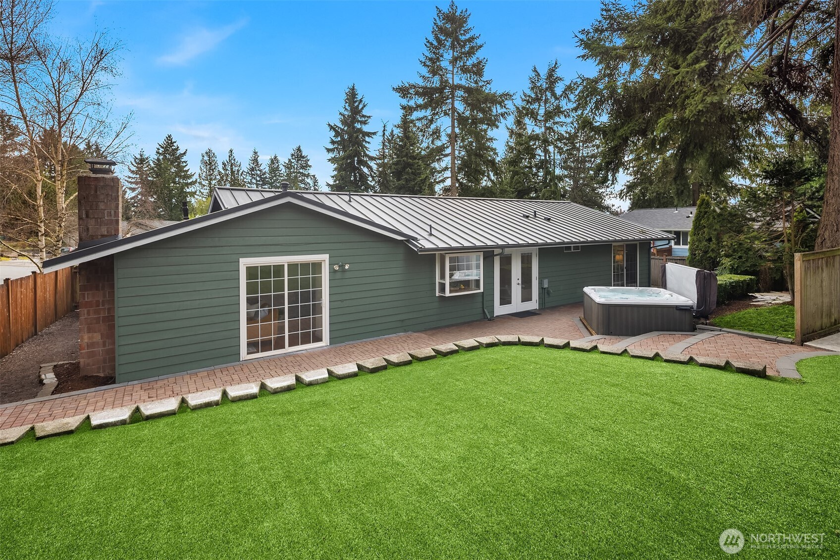 16708 NE 91st Place , Redmond, WA 98052-3706