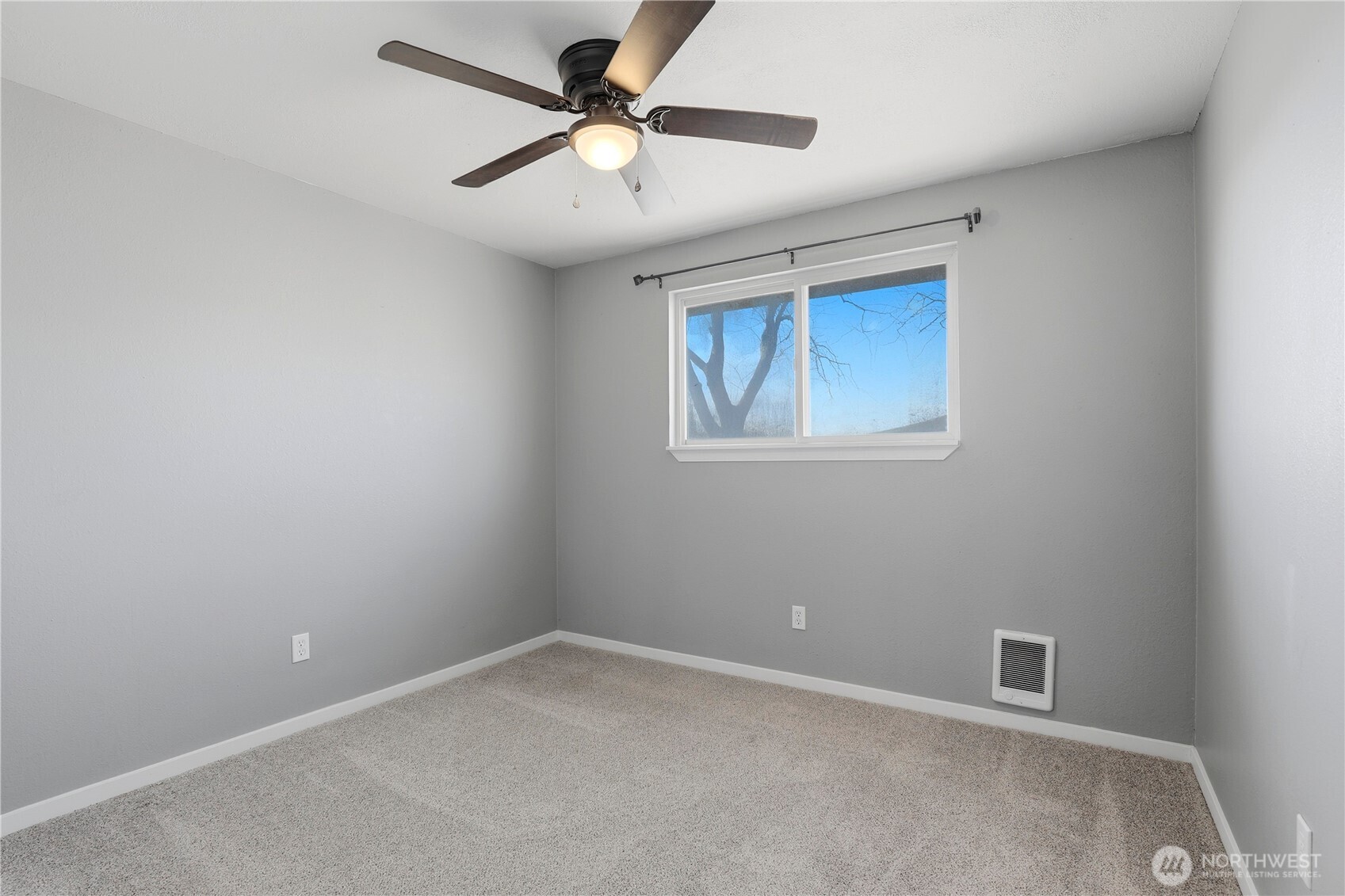 342 Sole Road , Selah, WA 98942