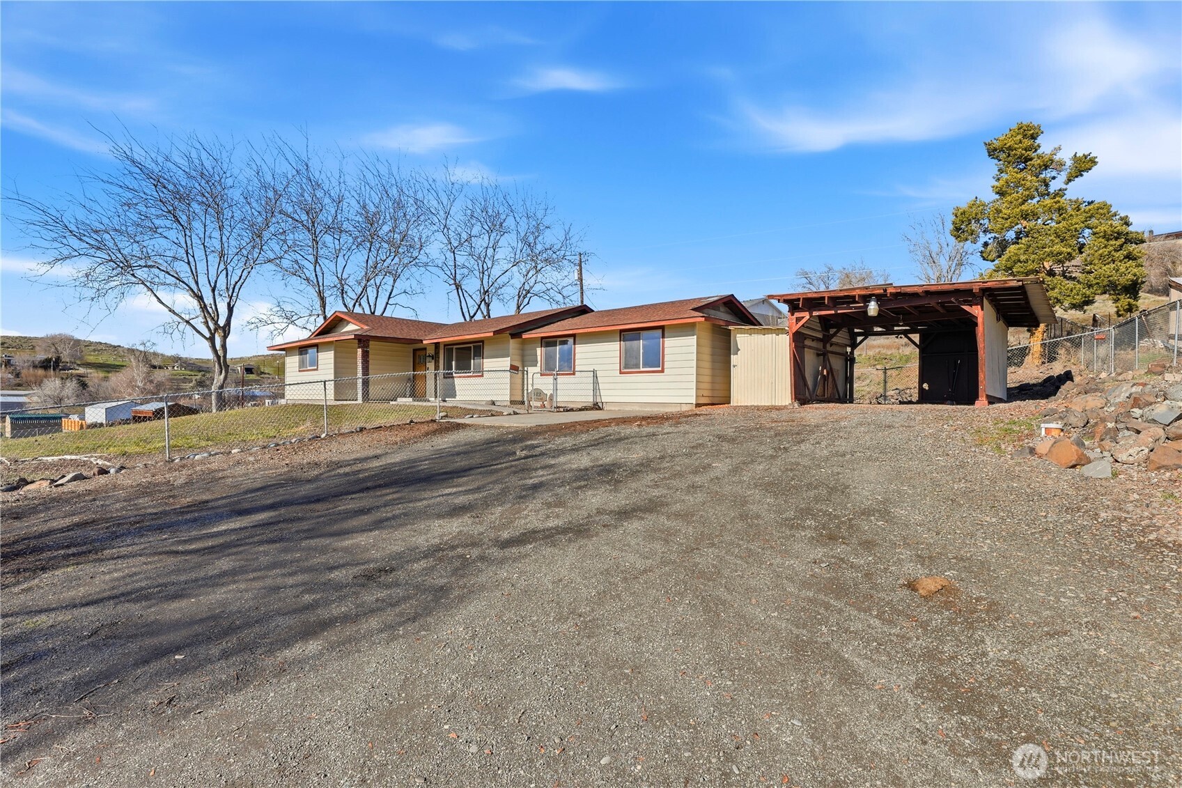 342 Sole Road , Selah, WA 98942