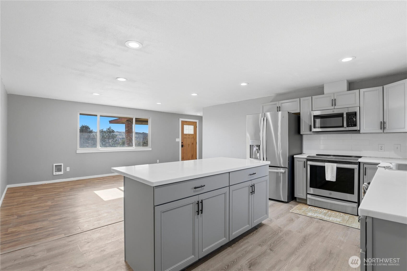 342 Sole Road , Selah, WA 98942