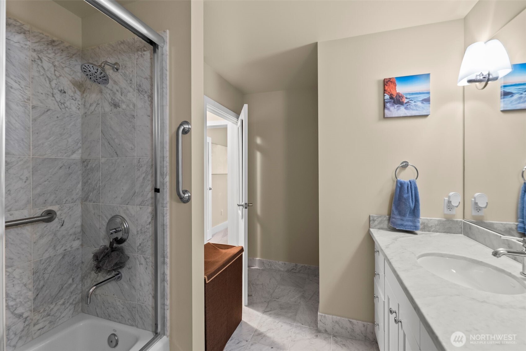 320 Washington Avenue #408, Bremerton, WA 98337