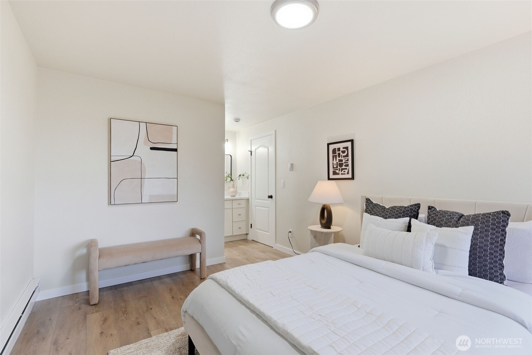 7320 N Skyview Lane #M303, Tacoma, WA 98406-8515