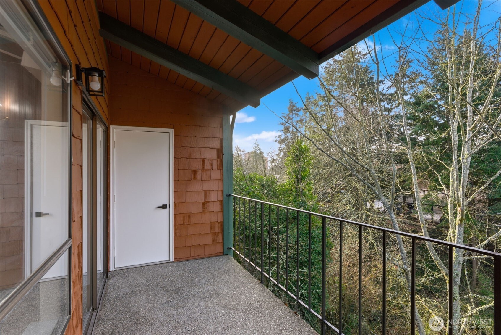 7320 N Skyview Lane #M303, Tacoma, WA 98406-8515