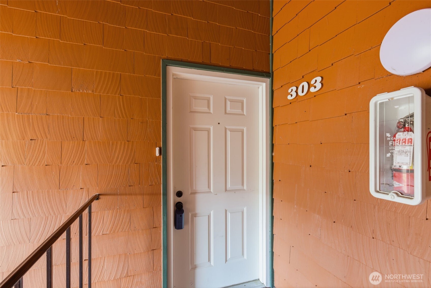 7320 N Skyview Lane #M303, Tacoma, WA 98406-8515