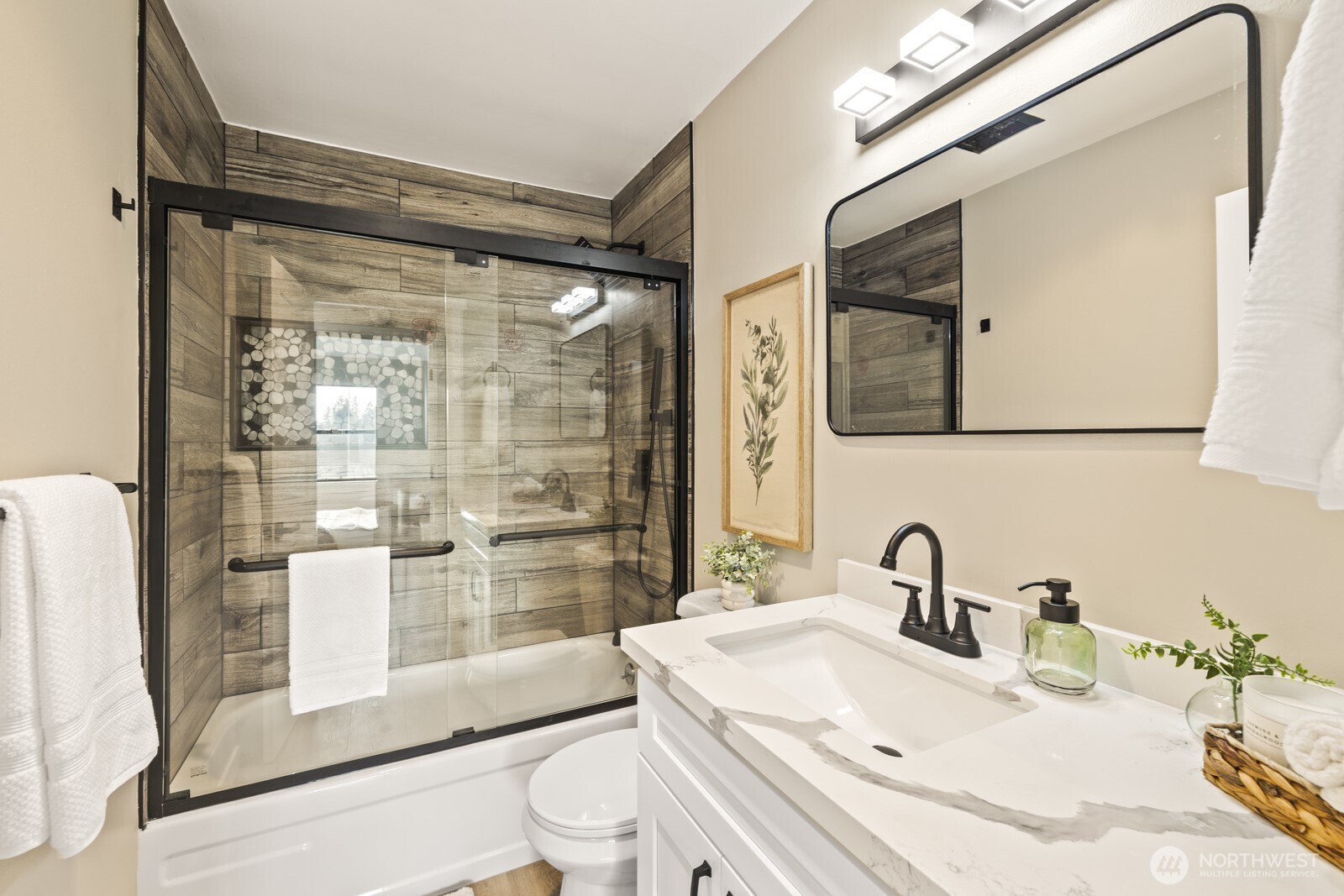 13201 Linden Avenue N #306A, Seattle, WA 98133