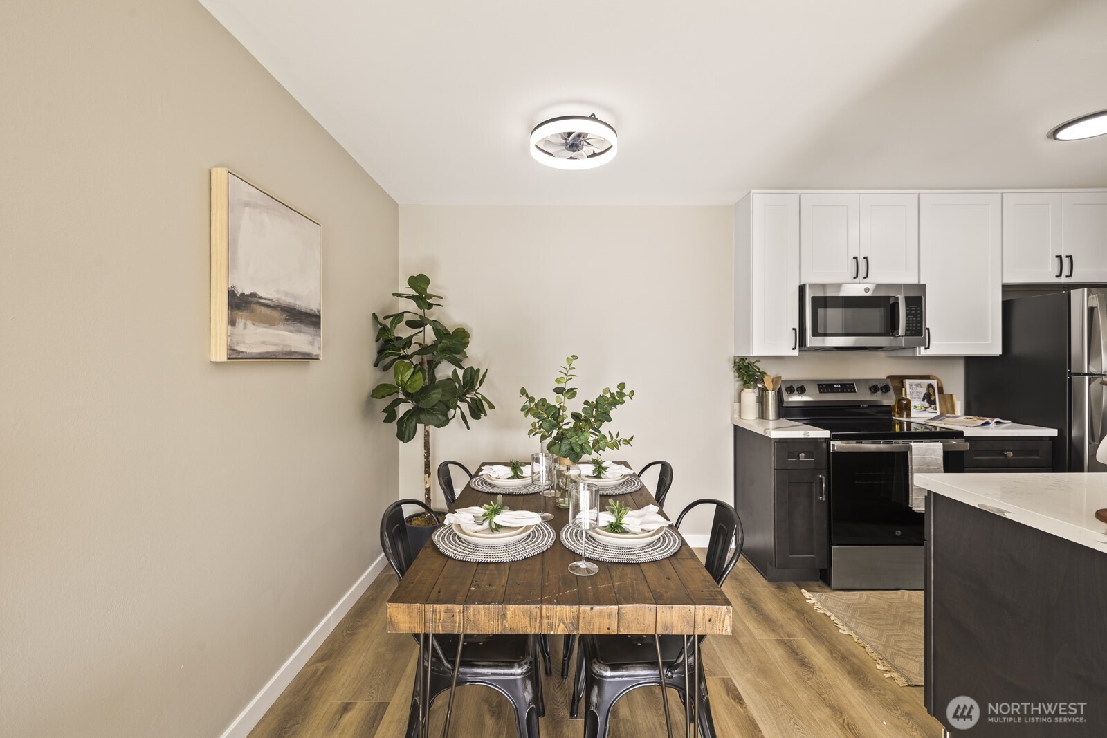 13201 Linden Avenue N #306A, Seattle, WA 98133