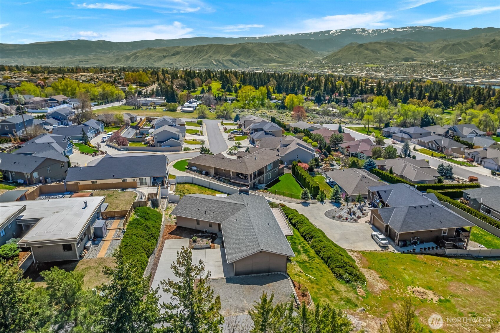 570 Bengal Lane , East Wenatchee, WA 98802