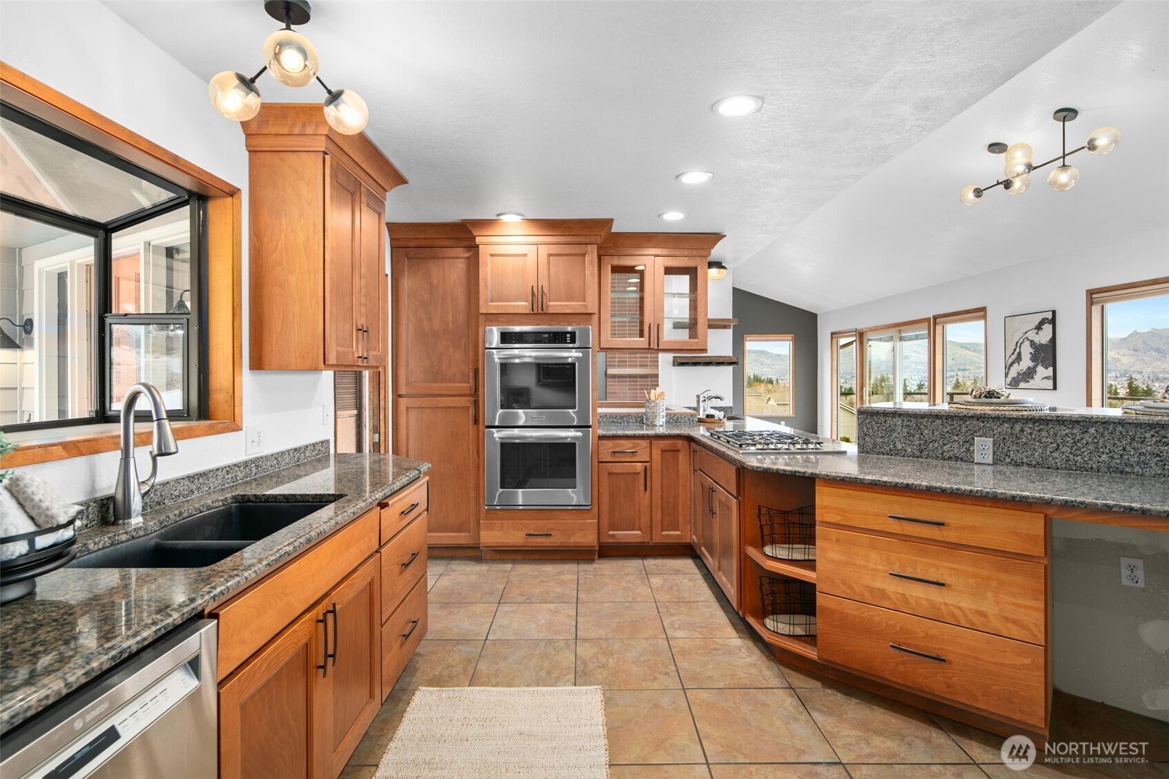 570 Bengal Lane , East Wenatchee, WA 98802