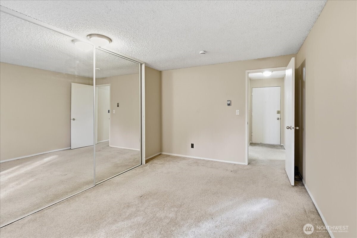 18102 15th Avenue NE #B210, Shoreline, WA 98155