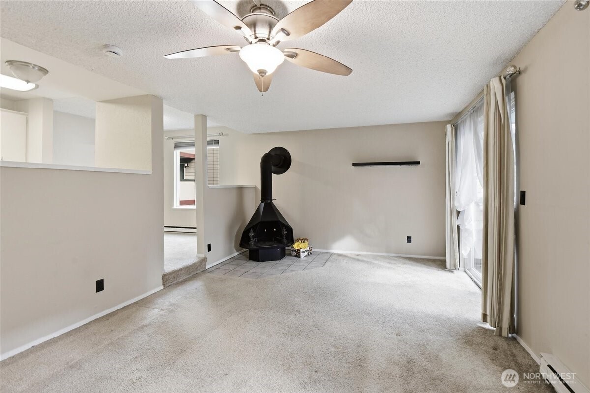 18102 15th Avenue NE #B210, Shoreline, WA 98155