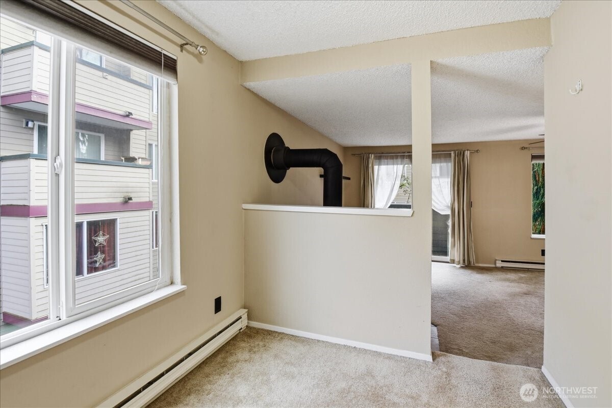 18102 15th Avenue NE #B210, Shoreline, WA 98155