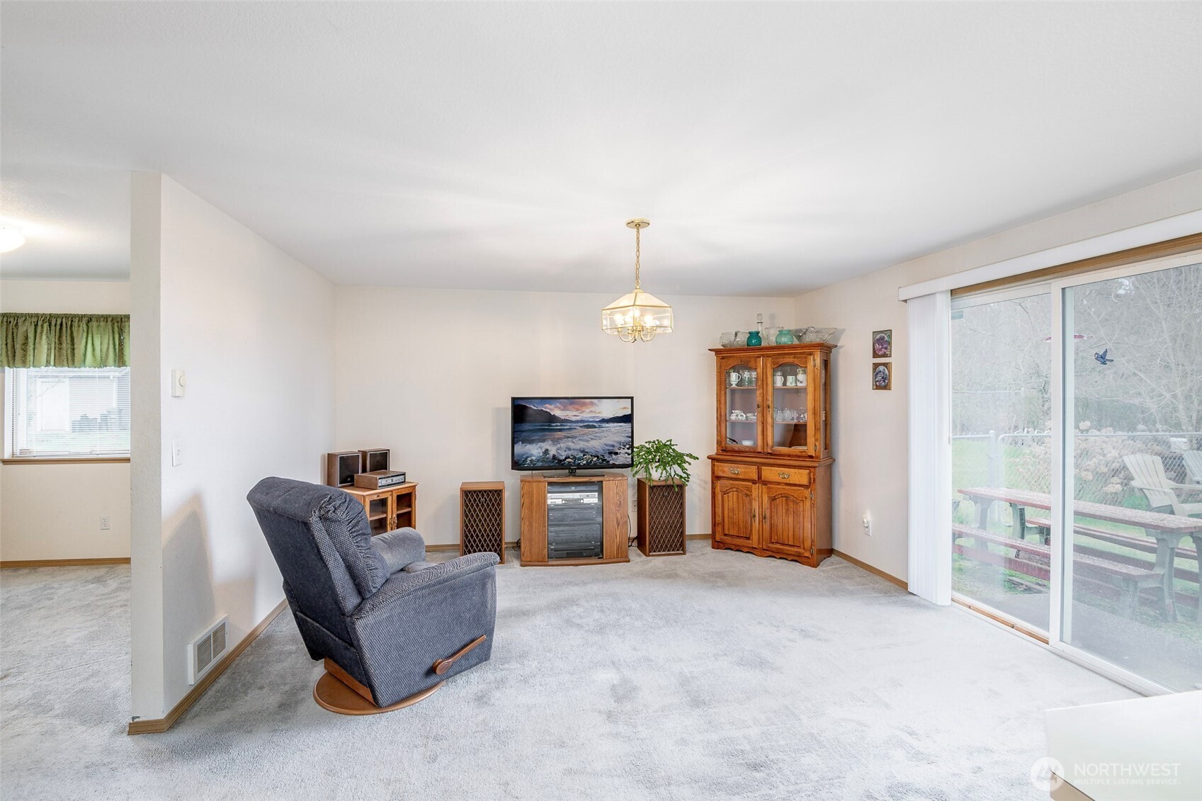 21619 185th Street E, Orting, WA 98360