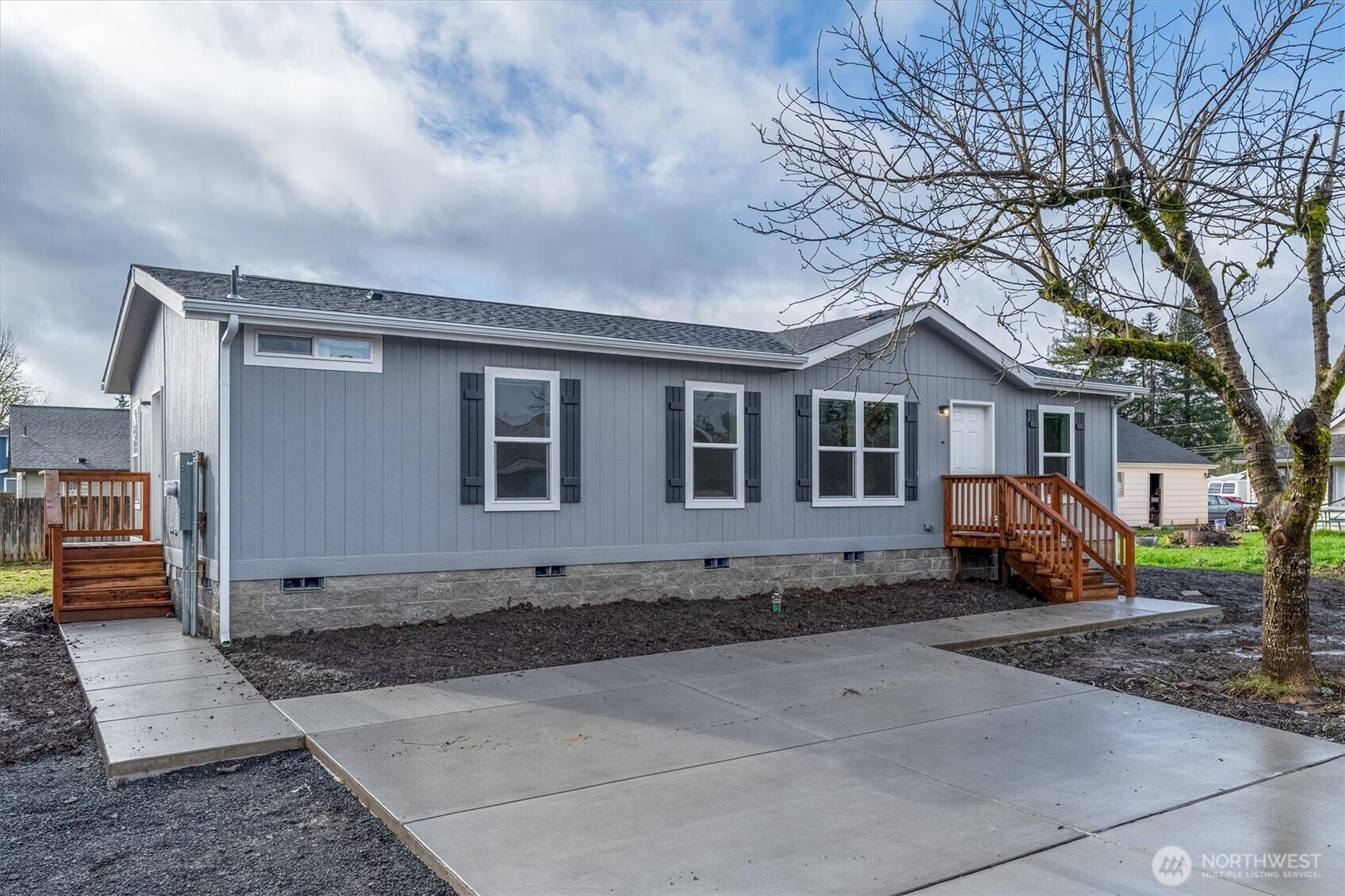 601 Helton Street , Castle Rock, WA 98611