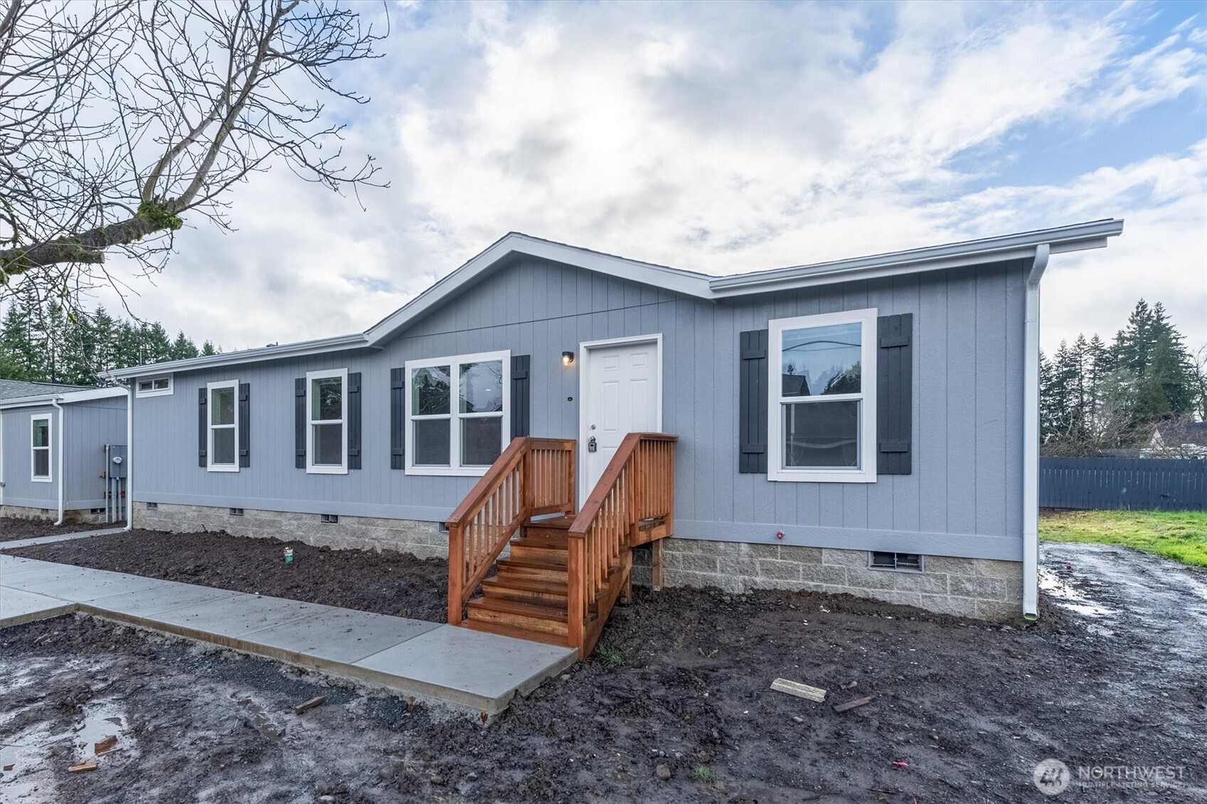 601 Helton Street , Castle Rock, WA 98611