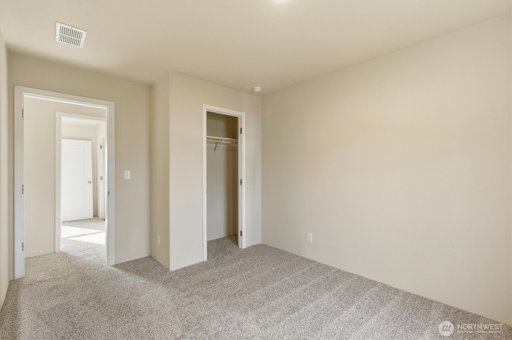 601 Helton Street , Castle Rock, WA 98611