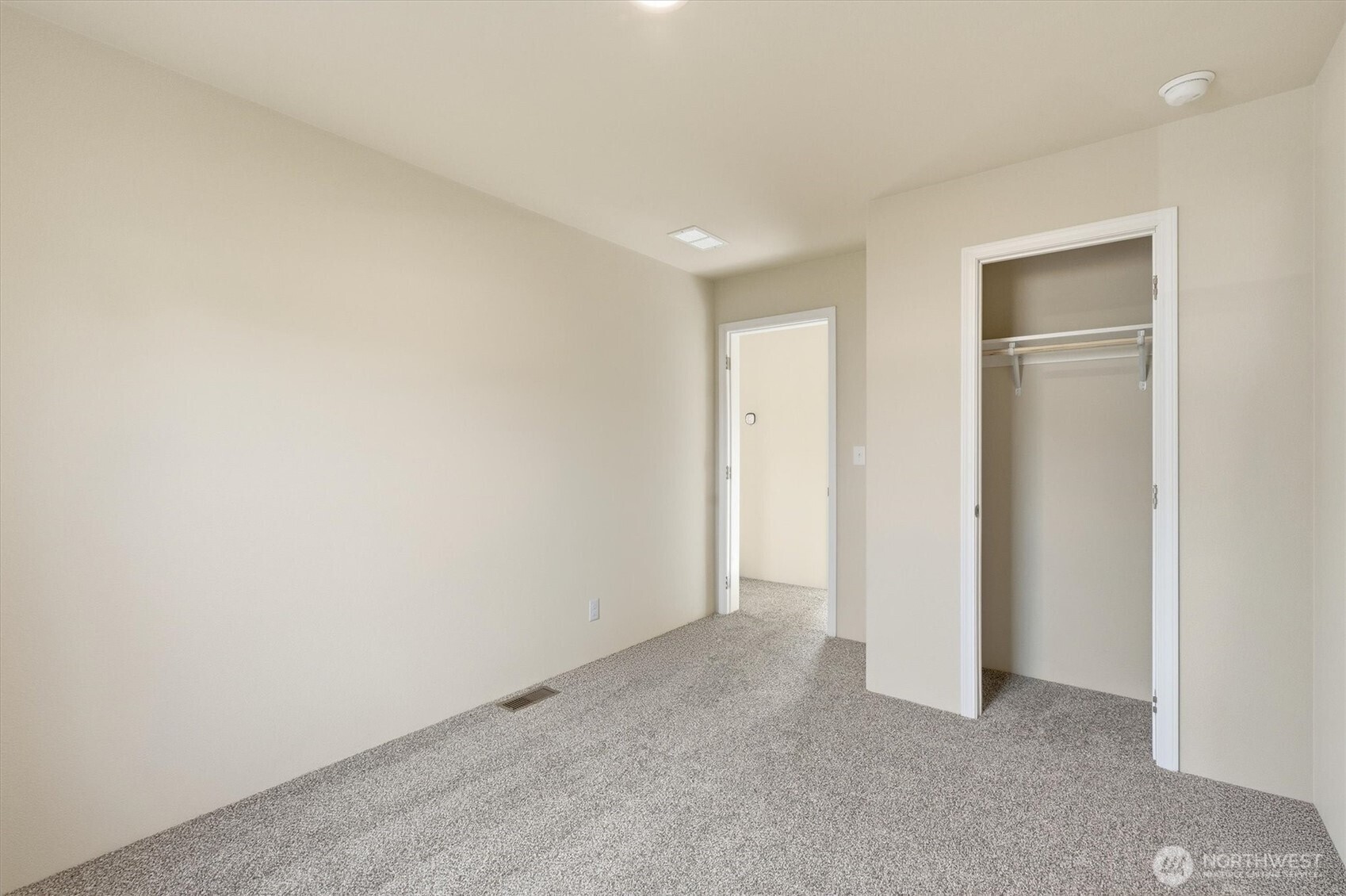 601 Helton Street , Castle Rock, WA 98611