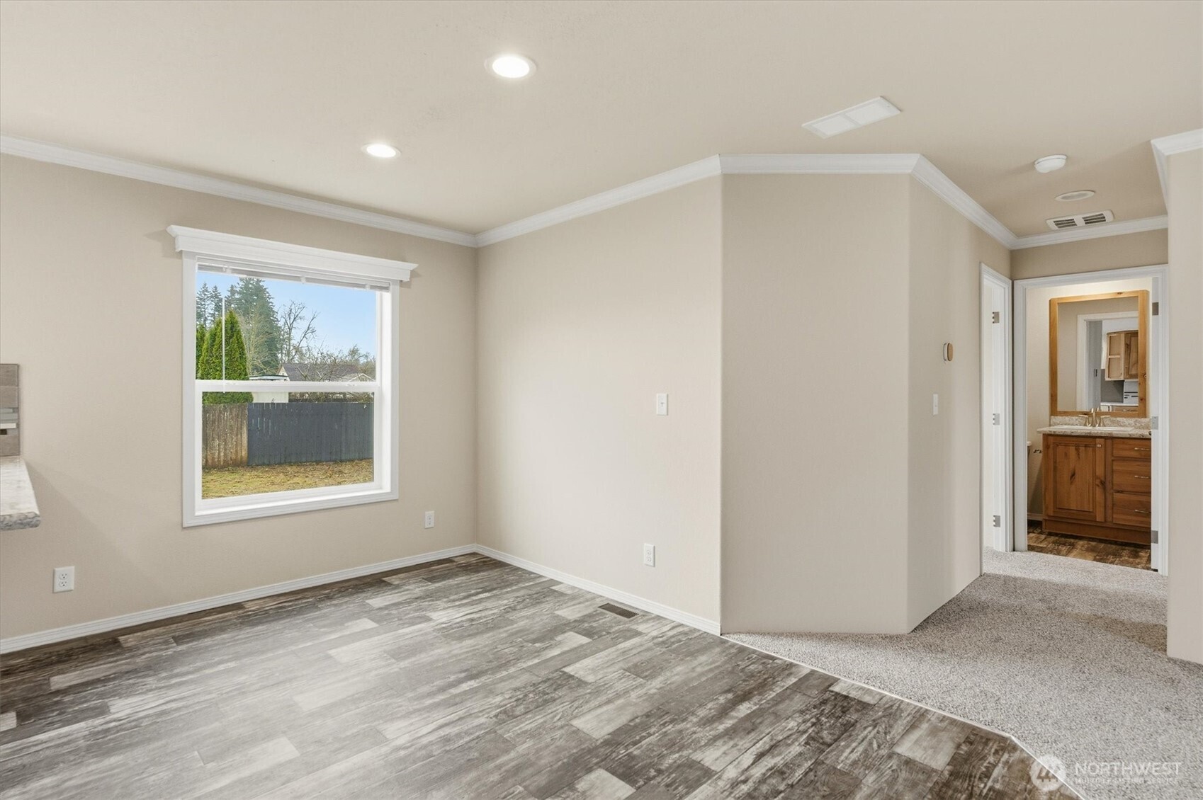 601 Helton Street , Castle Rock, WA 98611