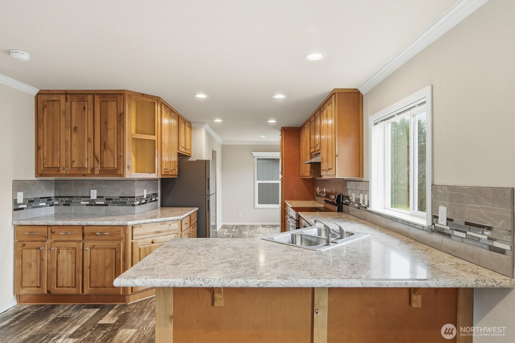 601 Helton Street , Castle Rock, WA 98611
