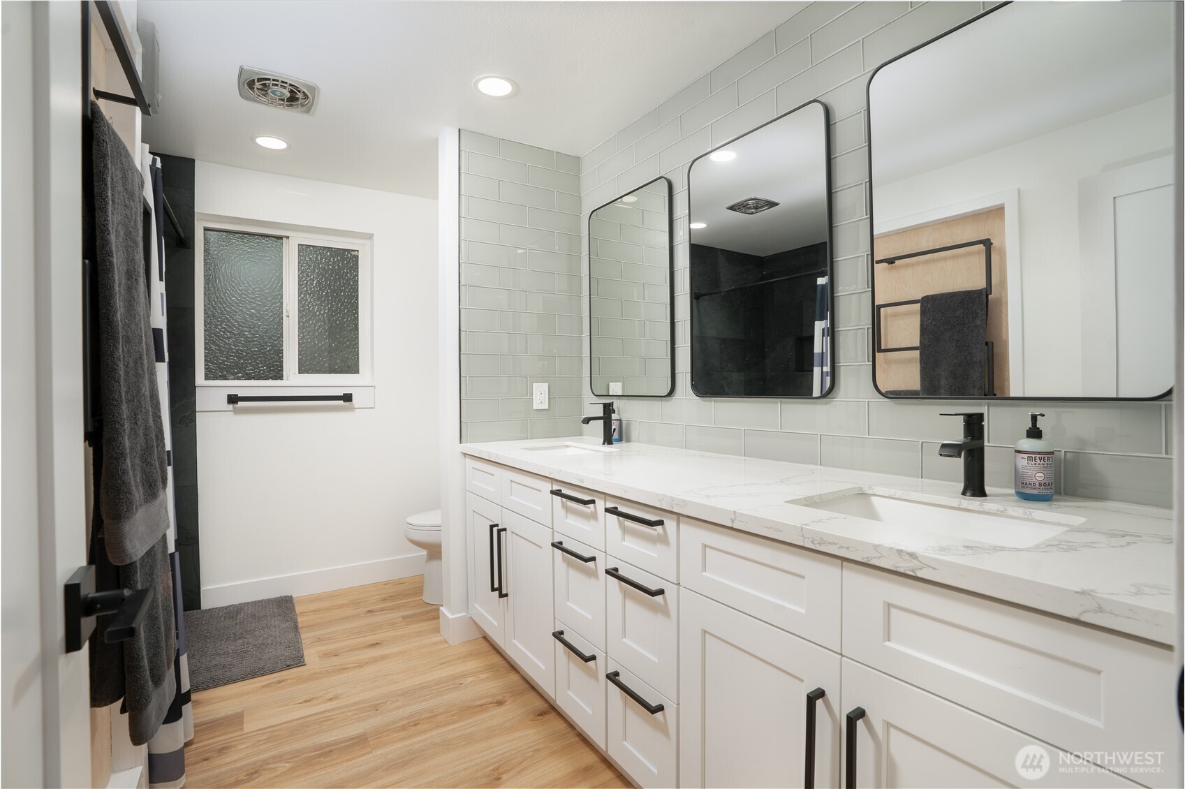 1206 E 29th st , Tacoma, WA 98404